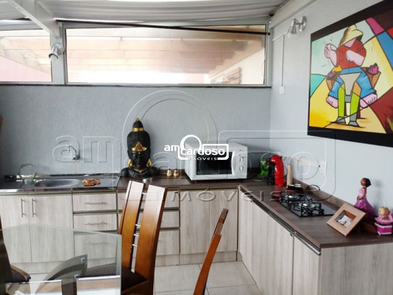 Cobertura com 3 quartos, 2 banheiros e 170m² à venda no bairro Sao Sebastiao, Porto Alegre