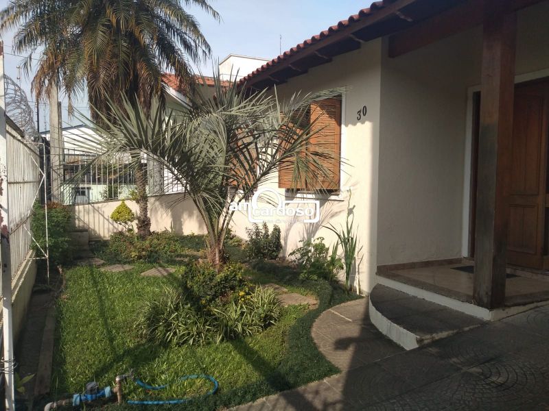 Casa com 3 quartos, 2 banheiros e 96m² à venda no bairro Sao Sebastiao, Porto Alegre