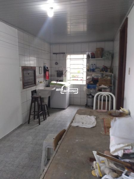 Casa com 3 quartos, 2 banheiros e 96m² à venda no bairro Sao Sebastiao, Porto Alegre