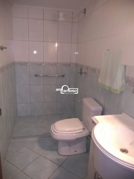 Casa com 3 quartos, 2 banheiros e 96m² à venda no bairro Sao Sebastiao, Porto Alegre