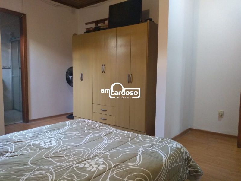 Casa com 3 quartos, 2 banheiros e 96m² à venda no bairro Sao Sebastiao, Porto Alegre