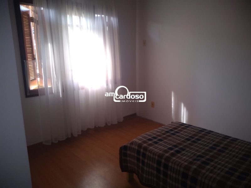 Casa com 3 quartos, 2 banheiros e 96m² à venda no bairro Sao Sebastiao, Porto Alegre