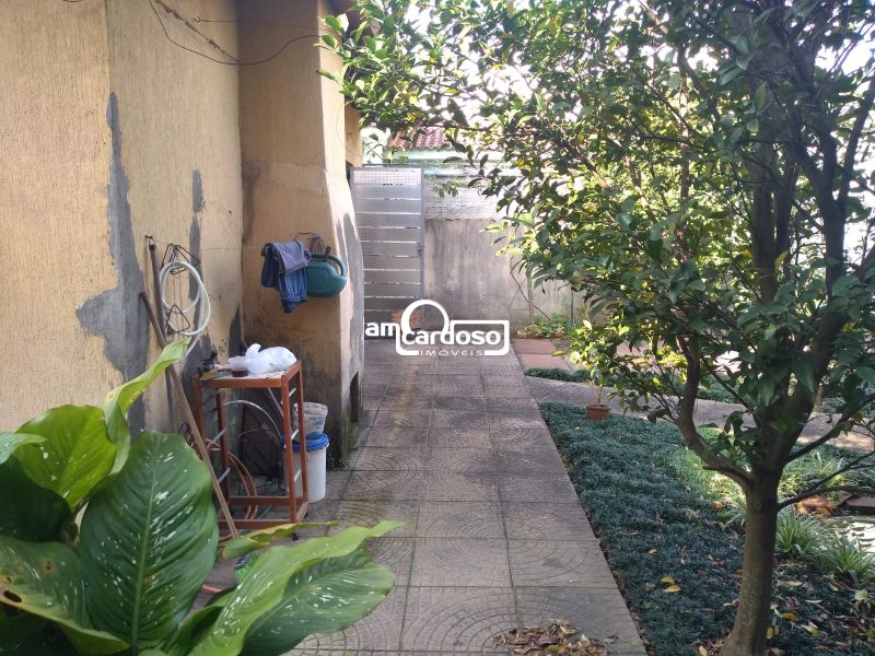Casa com 3 quartos, 2 banheiros e 96m² à venda no bairro Sao Sebastiao, Porto Alegre