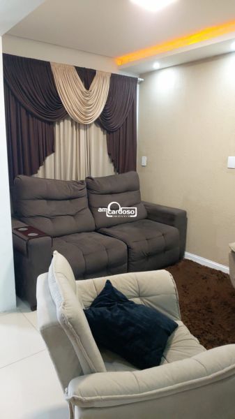 Casa com 2 quartos, 3 banheiros e 240m² à venda no bairro Rubem Berta, Porto Alegre