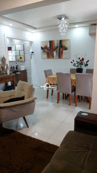 Casa com 2 quartos, 3 banheiros e 240m² à venda no bairro Rubem Berta, Porto Alegre