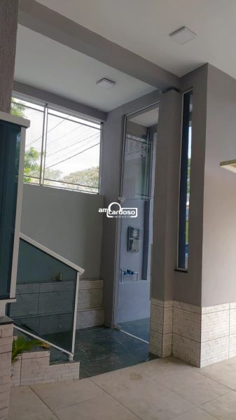 Casa com 2 quartos, 3 banheiros e 240m² à venda no bairro Rubem Berta, Porto Alegre