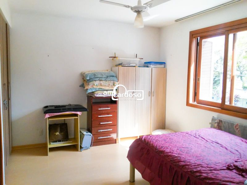 Apartamento com 3 quartos, 2 banheiros e 94m² à venda no bairro Cristo Redentor, Porto Alegre