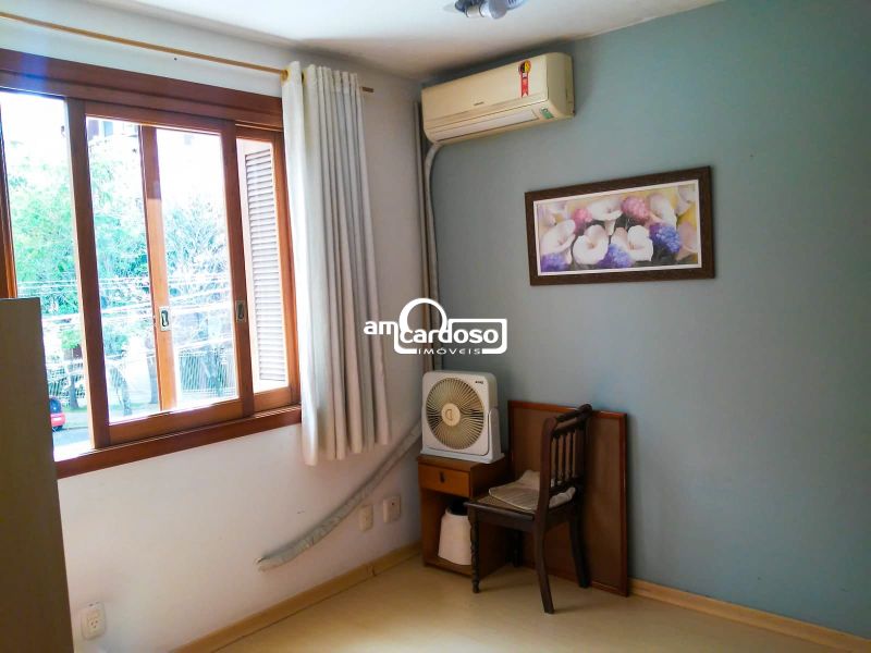 Apartamento com 3 quartos, 2 banheiros e 94m² à venda no bairro Cristo Redentor, Porto Alegre