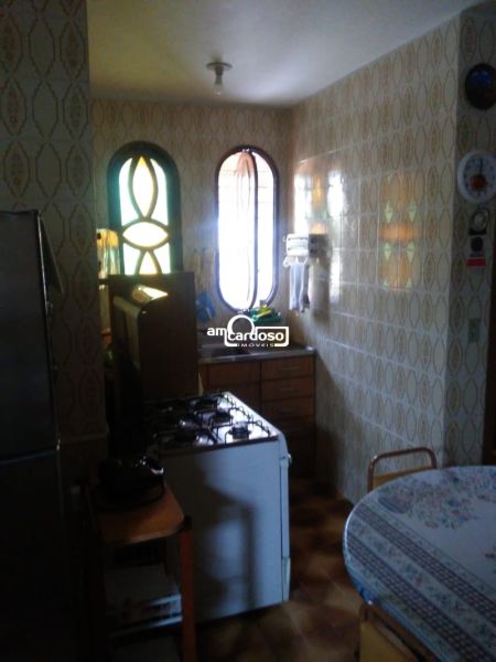 Casa com 3 quartos, 3 banheiros e 147m² à venda no bairro Parque Santa Fé, Porto Alegre