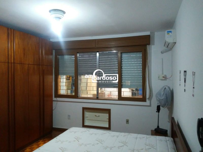 Casa com 3 quartos, 3 banheiros e 147m² à venda no bairro Parque Santa Fé, Porto Alegre