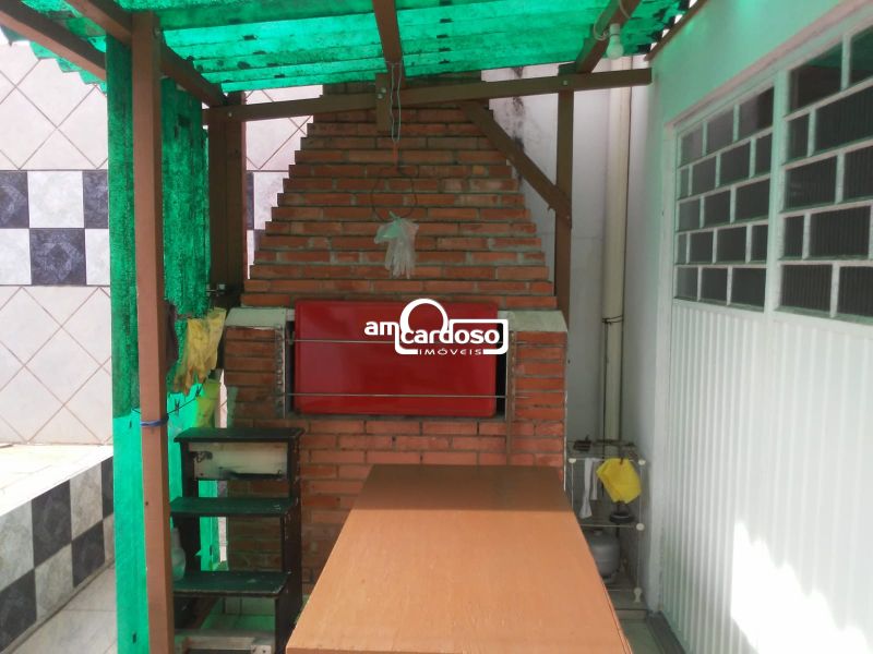 Casa com 3 quartos, 3 banheiros e 147m² à venda no bairro Parque Santa Fé, Porto Alegre