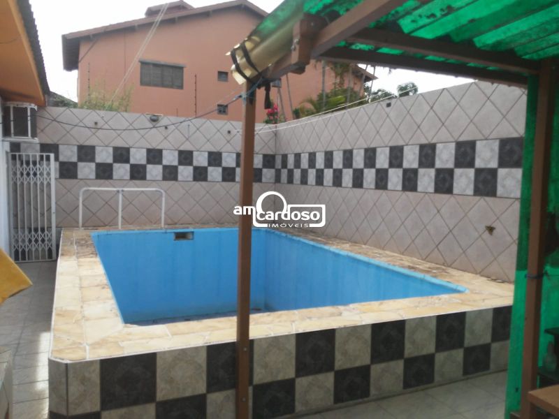 Casa com 3 quartos, 3 banheiros e 147m² à venda no bairro Parque Santa Fé, Porto Alegre