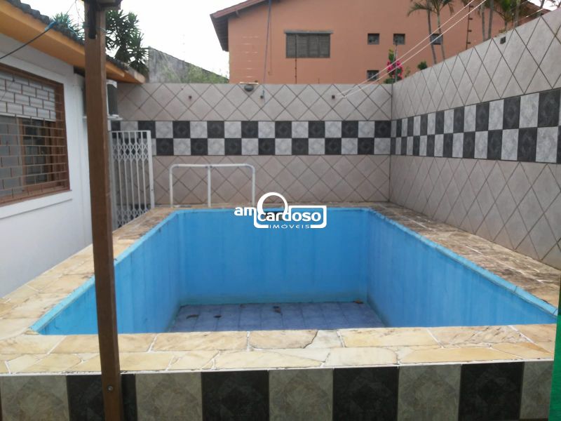 Casa com 3 quartos, 3 banheiros e 147m² à venda no bairro Parque Santa Fé, Porto Alegre