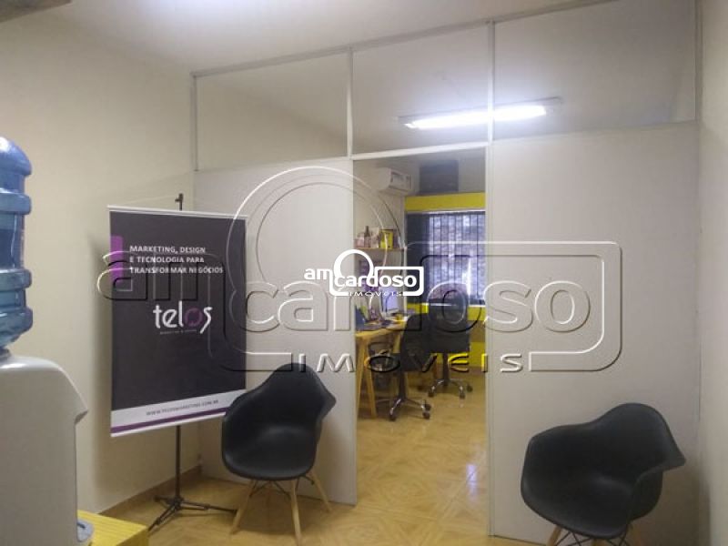 Sala com 1 banheiro e 28m² à venda no bairro Passo Dareia, Porto Alegre