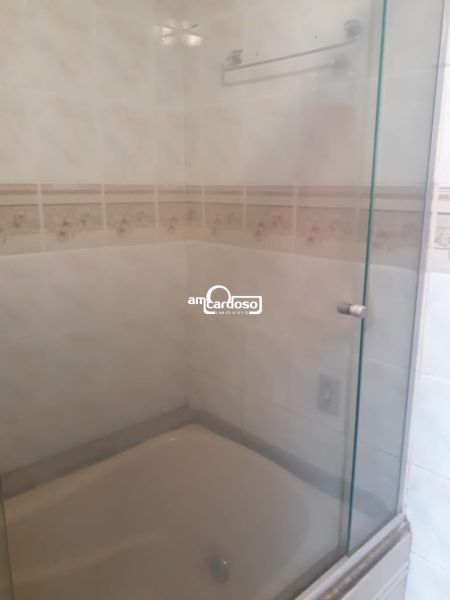 Apartamento com 3 quartos, 2 banheiros e 105m² à venda no bairro Jardim Planalto, Porto Alegre