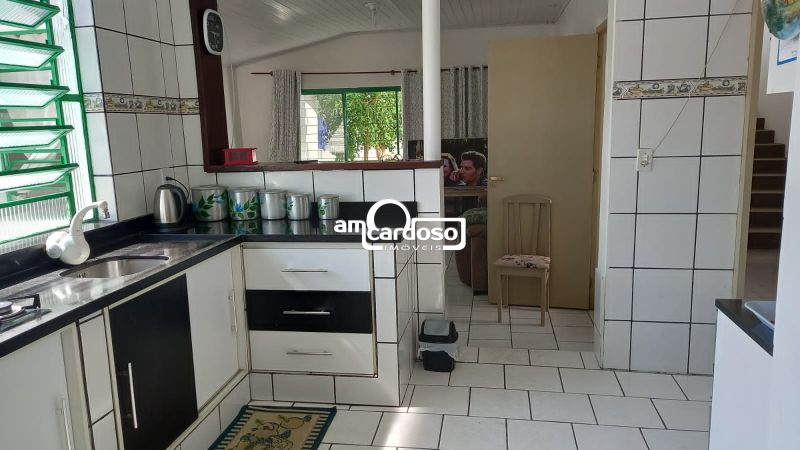 Casa com 2 quartos, 2 banheiros e 150m² à venda no bairro Americana, Alvorada