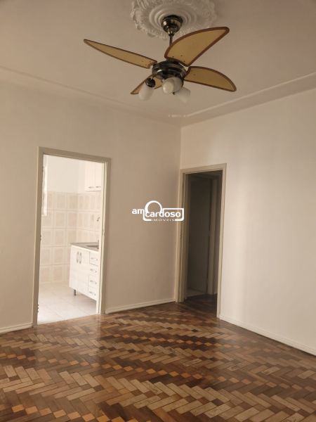 Apartamento com 2 quartos, 1 banheiro e 54m² à venda no bairro Centro, Porto Alegre