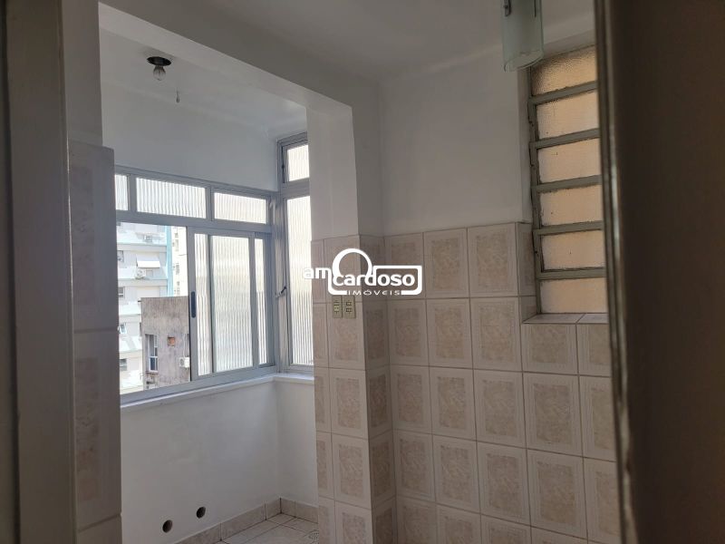 Apartamento com 2 quartos, 1 banheiro e 54m² à venda no bairro Centro, Porto Alegre