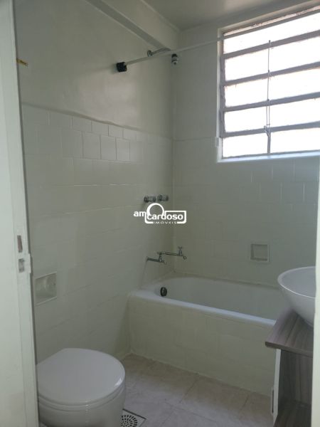 Apartamento com 2 quartos, 1 banheiro e 54m² à venda no bairro Centro, Porto Alegre