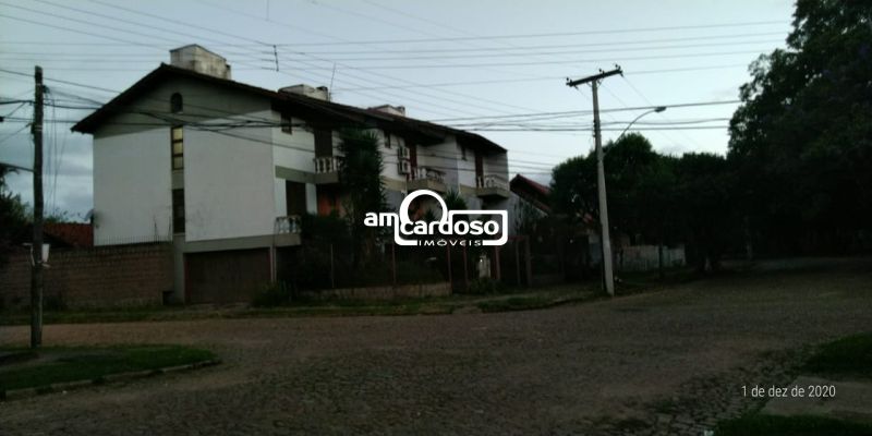 Sobrado com 3 quartos, 4 banheiros e 229m² à venda no bairro Ipanema, Porto Alegre