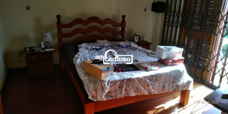 Sobrado com 3 quartos, 4 banheiros e 229m² à venda no bairro Ipanema, Porto Alegre