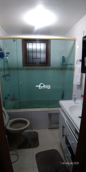 Sobrado com 3 quartos, 4 banheiros e 229m² à venda no bairro Ipanema, Porto Alegre