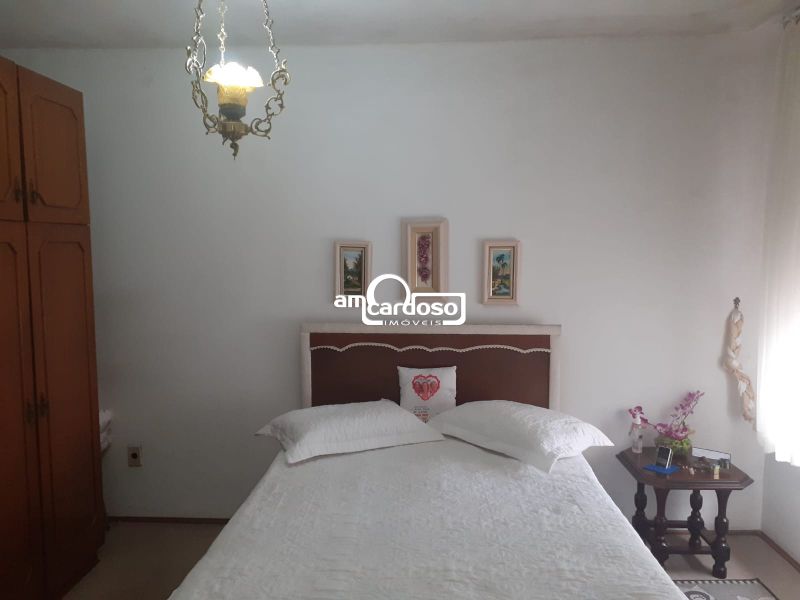 Apartamento com 2 quartos, 1 banheiro e 85m² à venda no bairro Jardim Lindoia, Porto Alegre