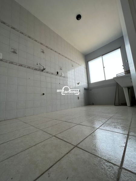 Apartamento com 2 quartos, 1 banheiro e 45m² à venda no bairro Sarandi, Porto Alegre