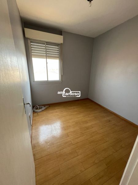 Apartamento com 2 quartos, 1 banheiro e 45m² à venda no bairro Sarandi, Porto Alegre