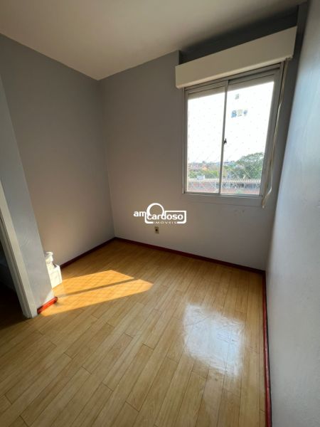 Apartamento com 2 quartos, 1 banheiro e 45m² à venda no bairro Sarandi, Porto Alegre