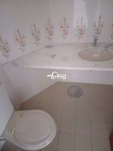 Sala com 1 banheiro e 35m² à venda no bairro Petropolis, Porto Alegre