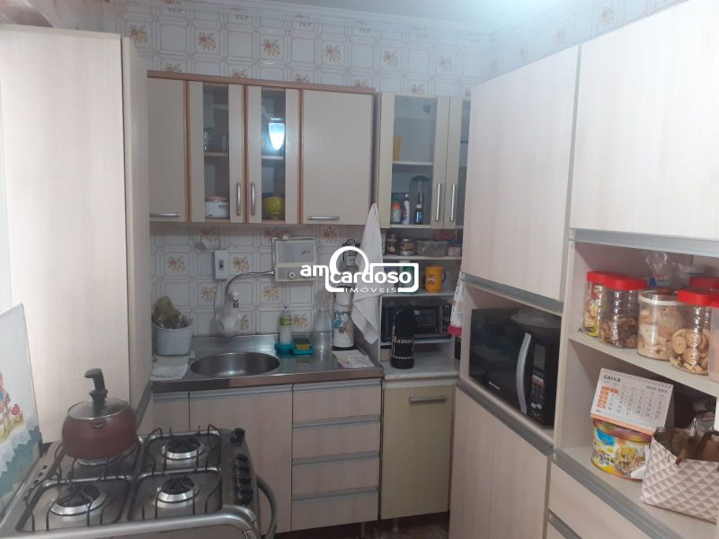 Apartamento com 3 quartos, 3 banheiros e 78m² à venda no bairro Sao Sebastiao, Porto Alegre