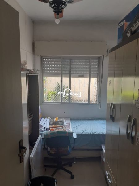 Apartamento com 3 quartos, 1 banheiro e 65m² à venda no bairro Sao Sebastiao, Porto Alegre