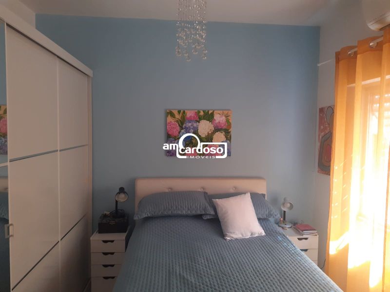 Apartamento com 3 quartos, 1 banheiro e 65m² à venda no bairro Sao Sebastiao, Porto Alegre