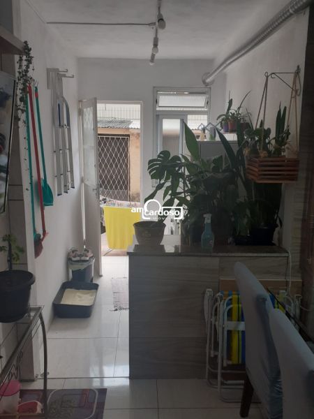 Apartamento com 3 quartos, 1 banheiro e 65m² à venda no bairro Sao Sebastiao, Porto Alegre