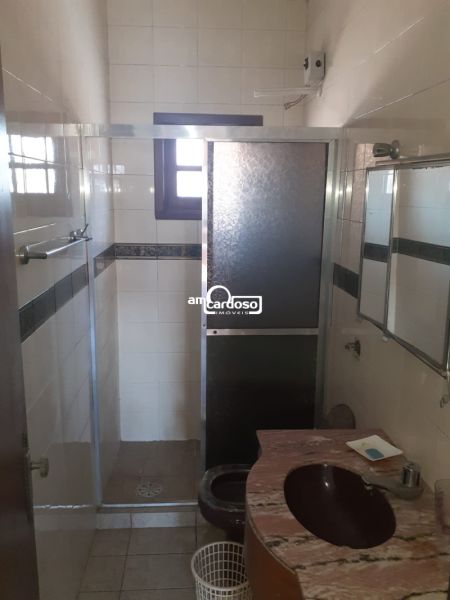 Casa com 7 quartos, 4 banheiros e 300m² à venda no bairro Jardim Sao Pedro, Porto Alegre