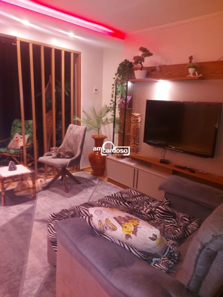 Apartamento com 2 quartos, 2 banheiros e 82m² à venda no bairro Jardim Itu Sabara, Porto Alegre