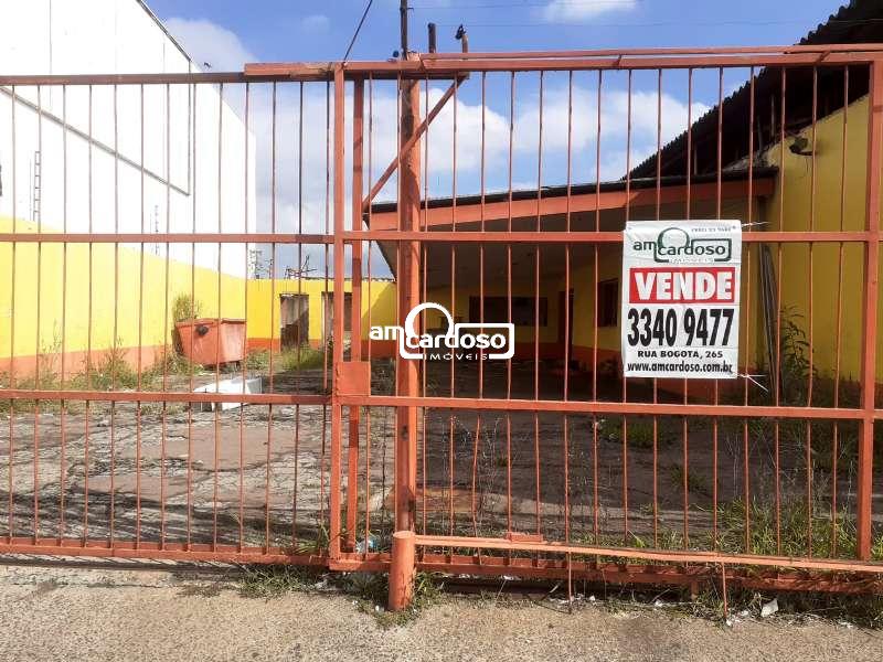 Terreno Comercial com 300m² à venda no bairro Bom Jesus, Porto Alegre