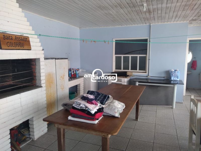 Sobrado com 4 quartos, 3 banheiros e 171m² à venda no bairro Jardim Itu Sabara, Porto Alegre