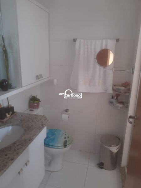 Apartamento com 2 quartos, 2 banheiros e 67m² à venda no bairro Chacara das Pedras, Porto Alegre