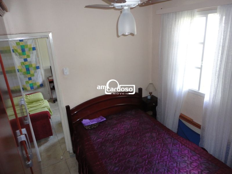 Casa com 3 quartos, 2 banheiros e 100m² à venda no bairro Sao Sebastiao, Porto Alegre