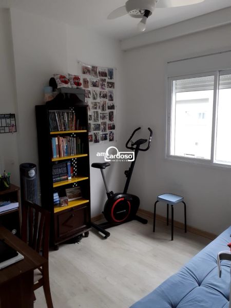 Apartamento com 2 quartos, 2 banheiros e 69m² à venda no bairro Santana, Porto Alegre