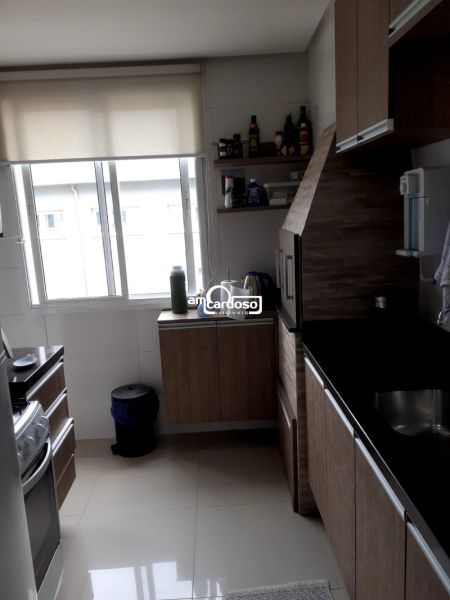 Apartamento com 2 quartos, 2 banheiros e 69m² à venda no bairro Santana, Porto Alegre