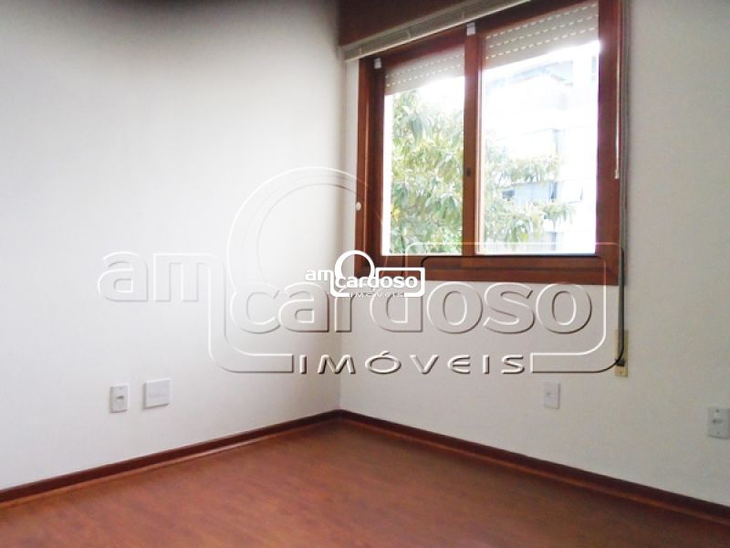 Apartamento com 3 quartos, 4 banheiros e 170m² à venda no bairro Jardim Lindoia, Porto Alegre