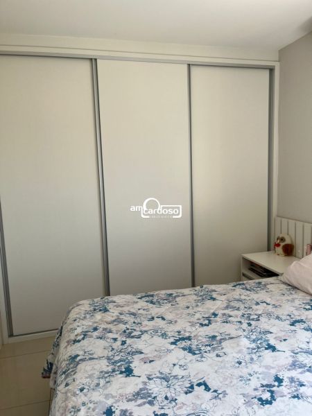 Apartamento com 3 quartos, 2 banheiros e 78m² à venda no bairro Cristo Redentor, Porto Alegre