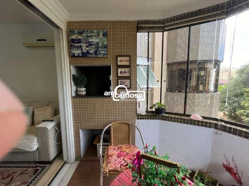 Apartamento com 2 quartos, 1 banheiro e 66m² à venda no bairro Cristo Redentor, Porto Alegre