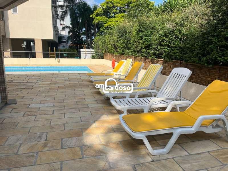 Apartamento com 2 quartos, 1 banheiro e 66m² à venda no bairro Cristo Redentor, Porto Alegre