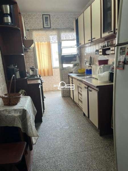 Apartamento com 2 quartos, 2 banheiros e 84m² à venda no bairro Sao Sebastiao, Porto Alegre