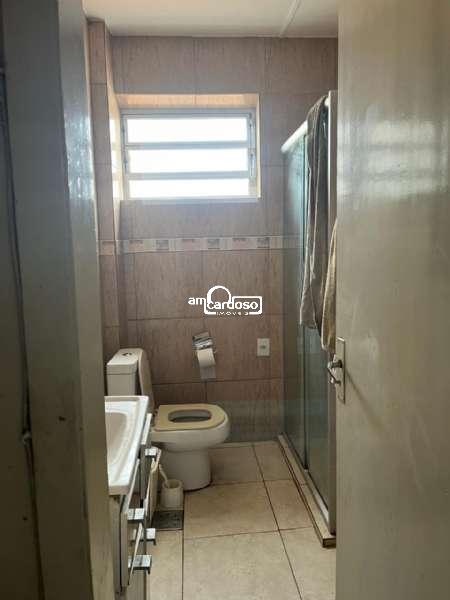 Apartamento com 2 quartos, 2 banheiros e 84m² à venda no bairro Sao Sebastiao, Porto Alegre