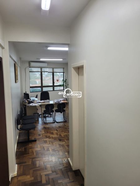Sala com 1 banheiro e 21m² à venda no bairro Passo Dareia, Porto Alegre